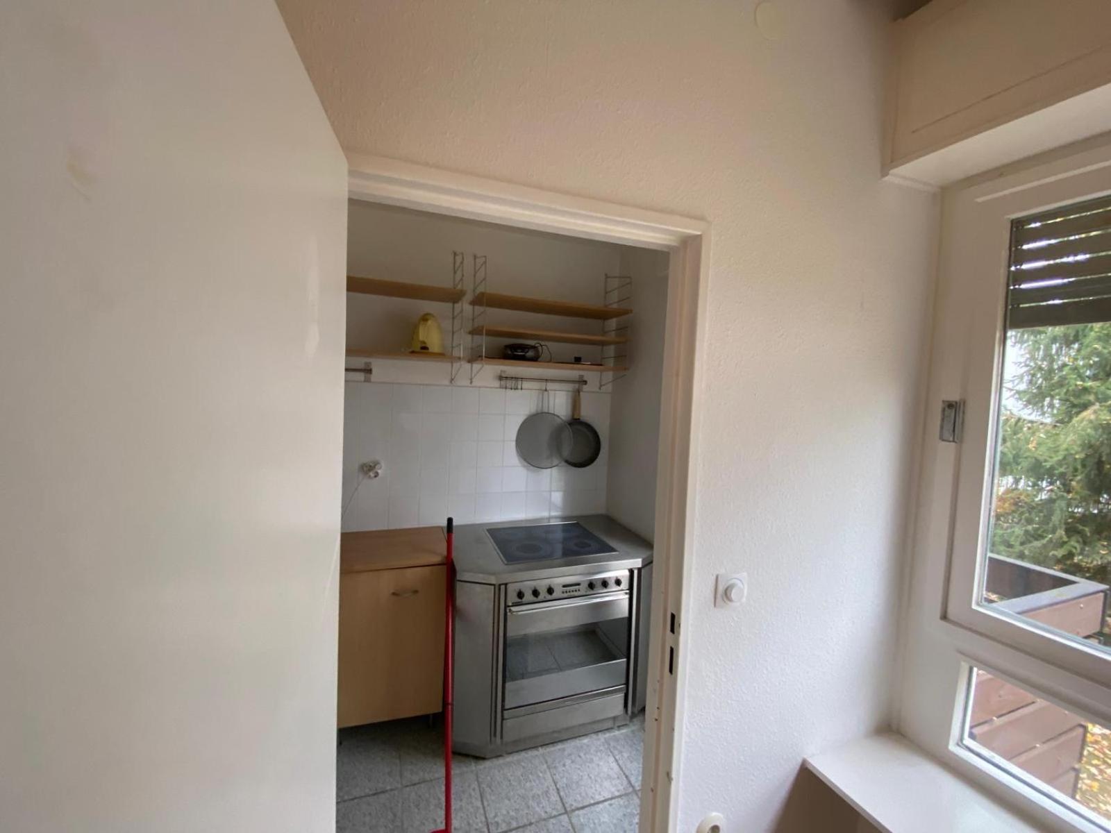 Einzimmerwohnung In Der Naehe Kudamms Und Location Gruenewald Berlijn